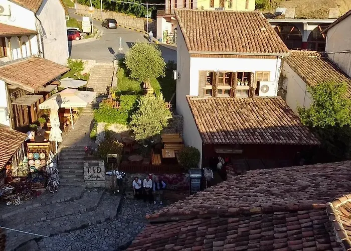 Old Bazaar House * Kruja